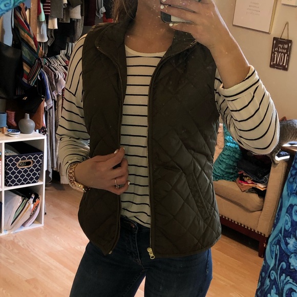 olive green vest by Old Navy - Picture 6 of 6